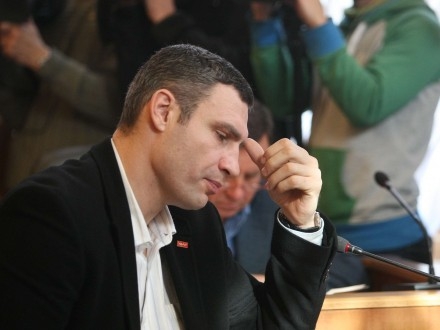 Кличко вступил в партию "Блок Петра Порошенко"
