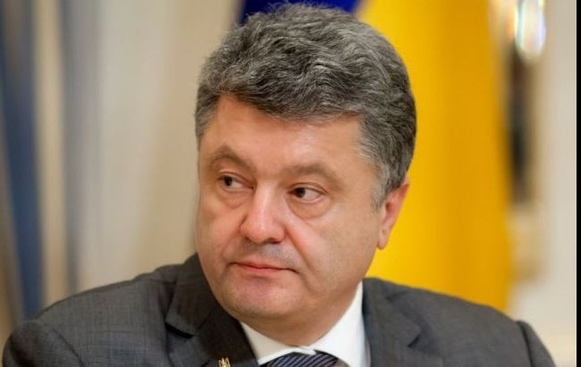 Порошенко: через 2 года после внесения изменений в Конституцию состоятся еще одни местные выборы