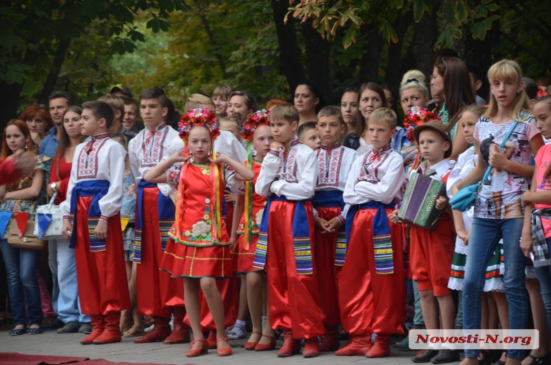 В Николаеве прошел «Танцевальный калейдоскоп», приуроченный ко Дню города. ФОТОРЕПОРТАЖ