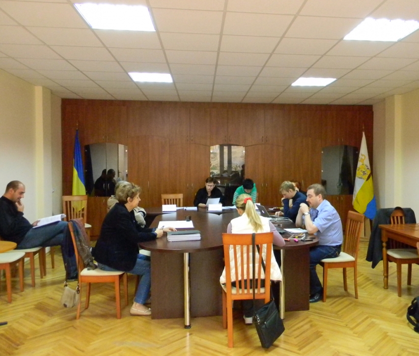 На Николаевщине областная ТИК зарегистрировала двух кандидатов от "Укропа" на одном округе