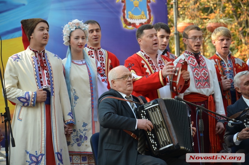 Благородство, мудрость и отвага: в Николаеве отметили День казачества: ФОТОРЕПОРТАЖ