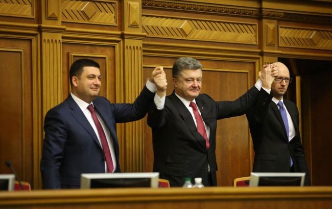 Заявление Порошенко, Яценюка и Гройсмана: отставка премьера не стоит на повестке дня