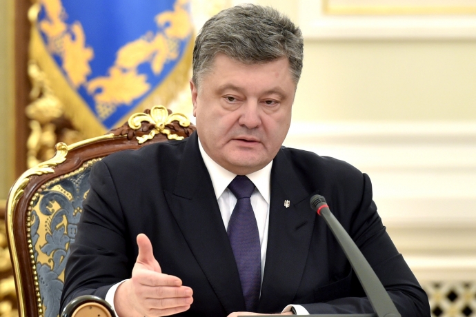 Порошенко заявил об увольнении 28 судей, принимавших решения по активистам Майдана