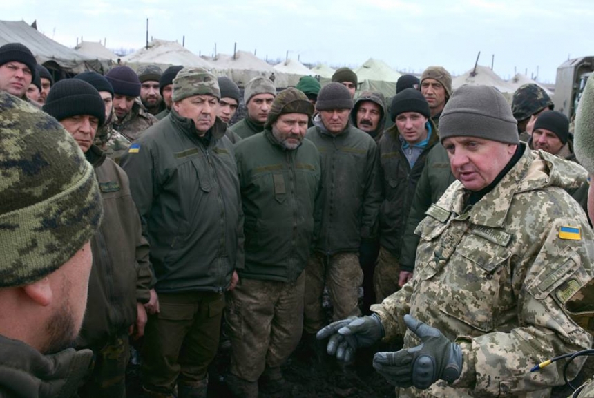 Начальник Генштаба ВСУ на полигоне в Широком Лане встретился с бойцами 53-й бригады. ФОТО