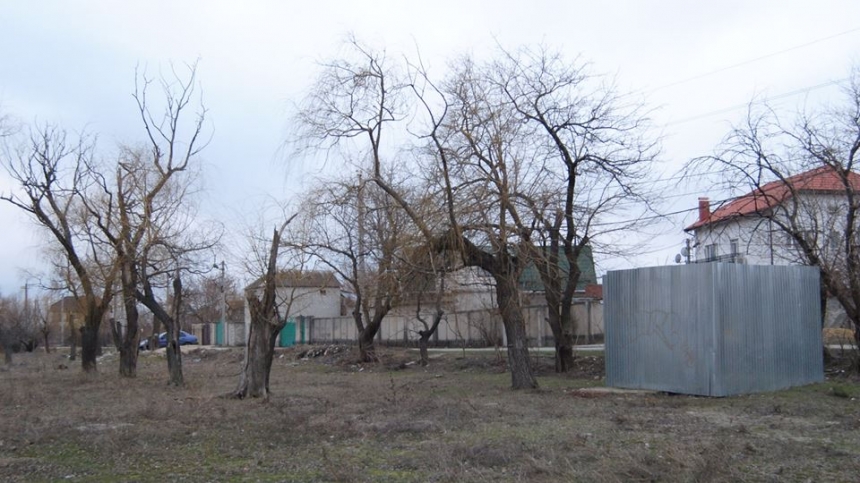 Николаевский фотограф показал в каком запущенном состоянии находится городской пляж