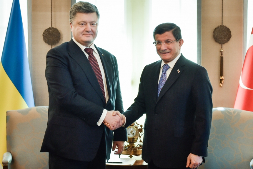 Порошенко предложил Турции использовать украинские газохранилища