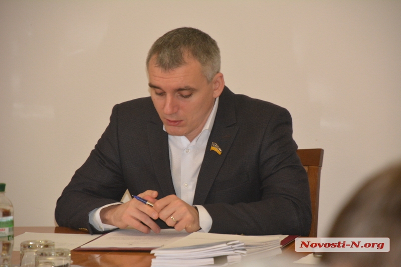 Сенкевич заявил, что из-за депутатов «Оппоблока», блокирующих механическую уборку дорог, многие николаевцы рискуют жизнью и здоровьем