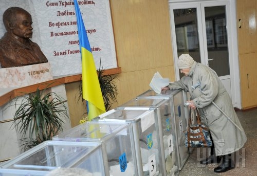 Сегодня в девяти областях проходят первые выборы в объединенных общинах