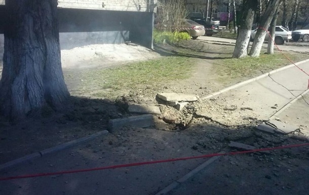 Во Львове произошел подземный взрыв. ФОТО