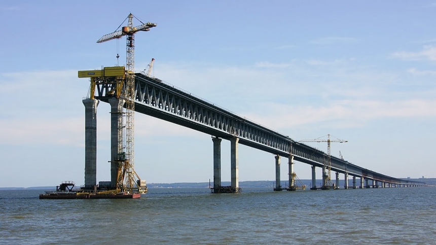 Открытие Керченского моста перенесено на год