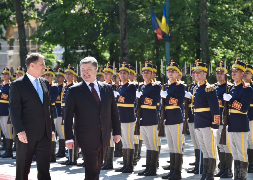 Украина и Румыния хотят создать черноморскую флотилию под руководством НАТО - Порошенко