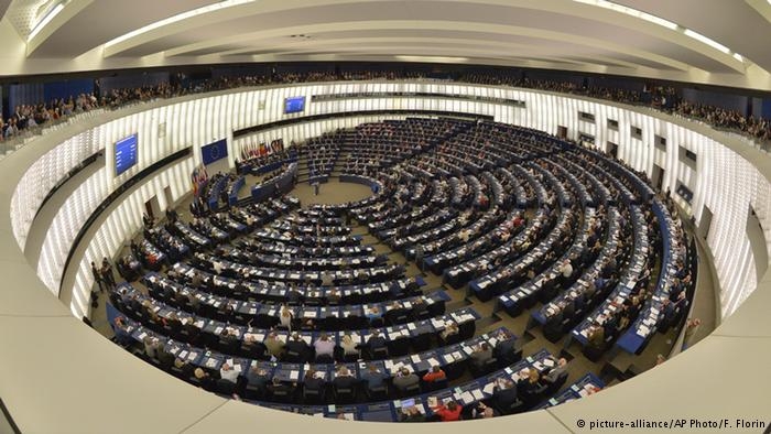 Европарламент вновь отложил рассмотрение вопроса о безвизовом режиме с Украиной - СМИ
