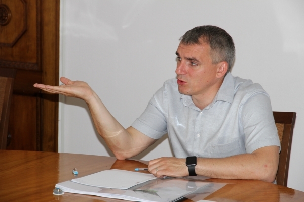 Мэр Сенкевич раскритиковал работу глав администраций районов города