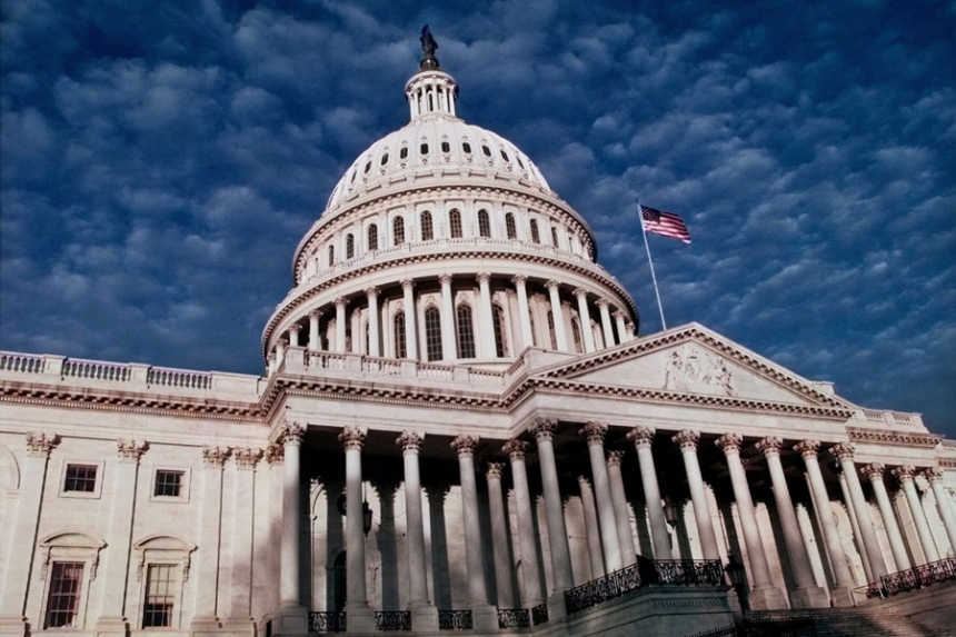 Сенат США принял бюджет Пентагона: помощь Украине - $500 миллионов
