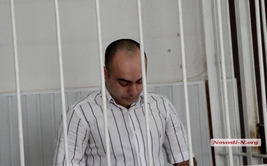 Бывшему полицейскому, совершившему в Николаеве смертельное ДТП, продлили срок содержания под стражей