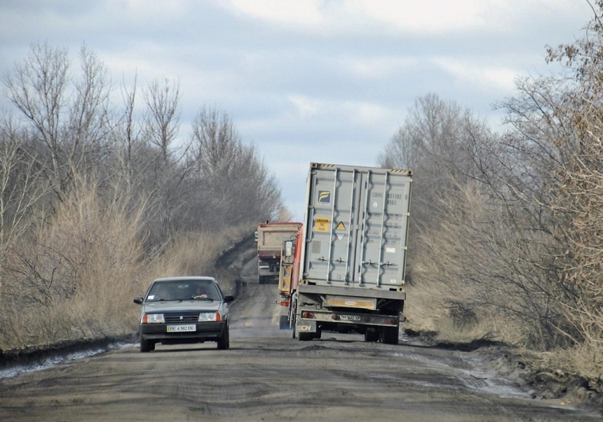 Трасса «Николаев-Кривой Рог» должна быть отремонтирована до конца года, - министр инфраструктуры