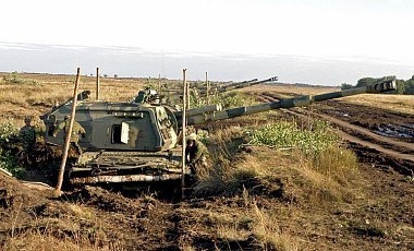 РФ через границу перебрасывает в Донбасс военную технику - ГУР