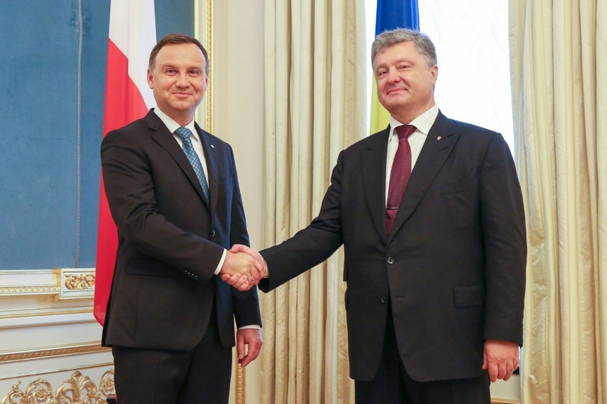 Польша готова предоставить Украине безвизовый режим