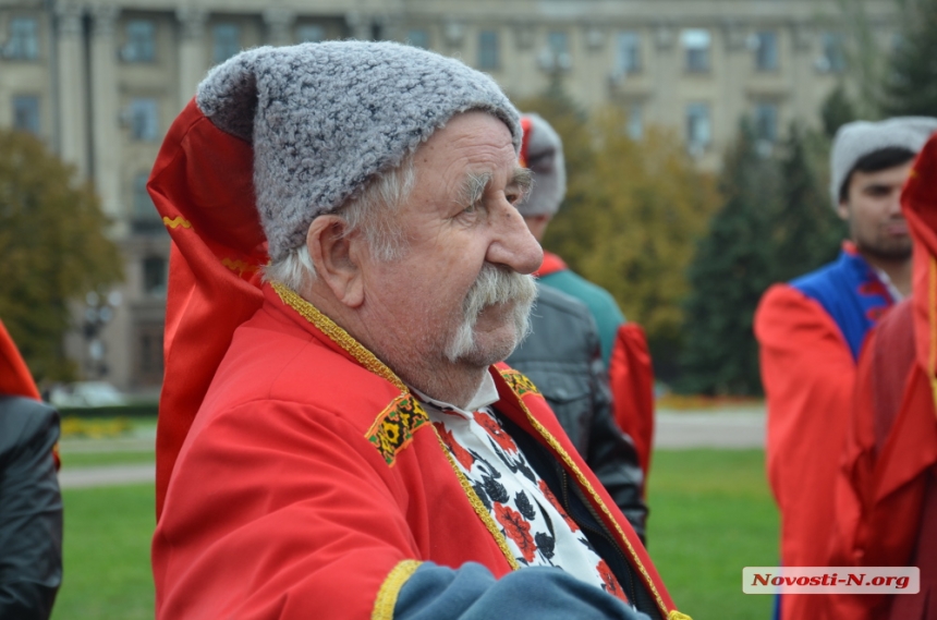 Как «слуги народа» гуляли на выставке военной техники в Николаеве. ФОТОРЕПОРТАЖ