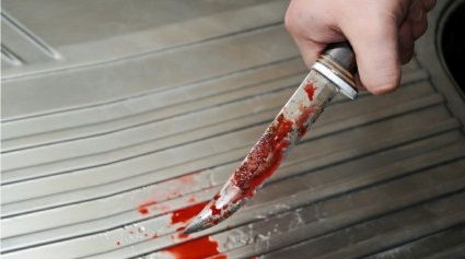 На Прикарпатье школьник исполосовал учительницу ножом