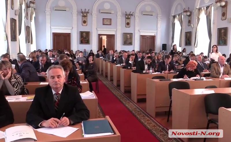 Николаевские депутаты на сессии так и не решили, что делать с «кнопкодавством»