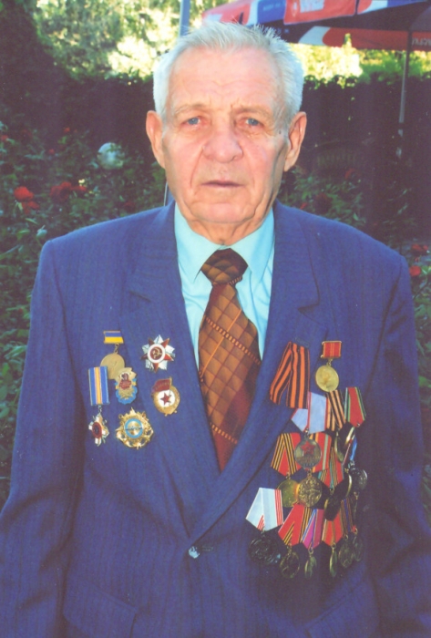 Ветеран ЧСЗ Иван Гладишенко отмечает 90-летие
