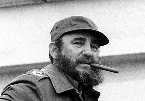 На Кубе назвали дату похорон Фиделя Кастро и объявили траур
