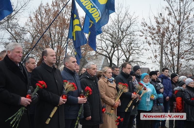 В Николаеве почтили память жертв Голодомора