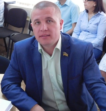Депутат Южноукраинска заявил, что специально предлагал коррупционные схемы однопартийцам, для вычисления «тушек»