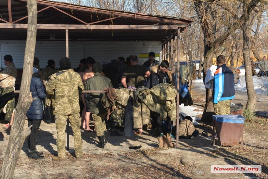 Как «Оппозиционный блок» искупался вместе с николаевцами на Намыве. ФОТОРЕПОРТАЖ