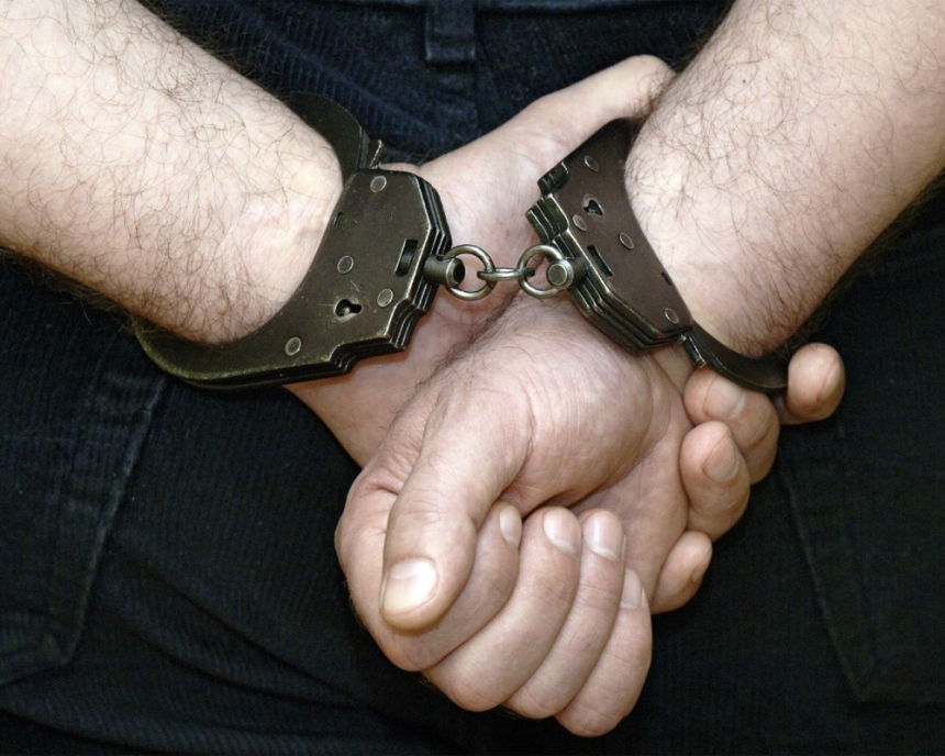 В Первомайске задержали капитана полиции по подозрению торговли наркотиками