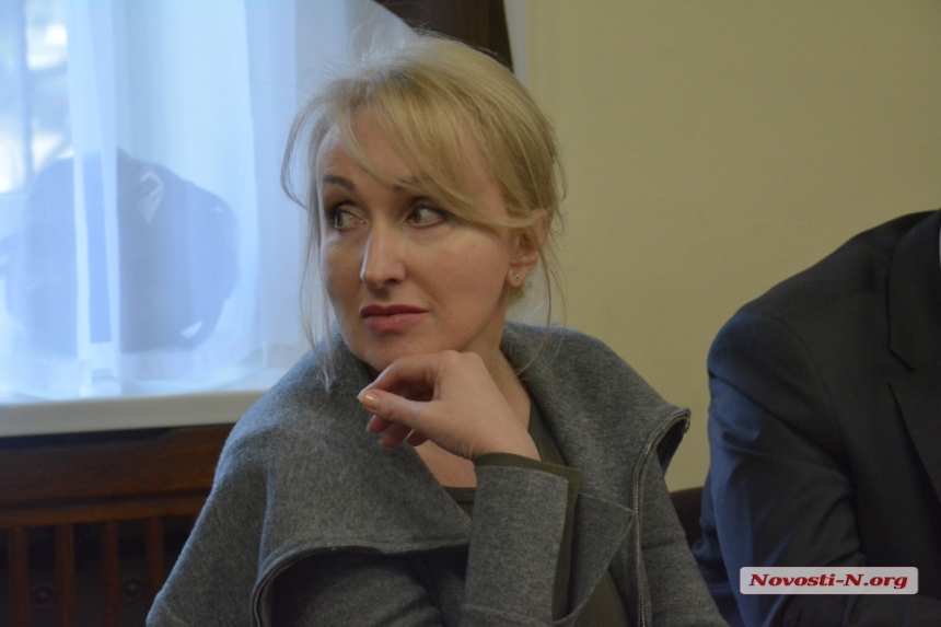 Казакова рассказала, почему она увольняет работников аппарата совета