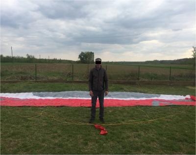 Пограничники задержали венгерского парашютиста, которого в Украину принес ветер