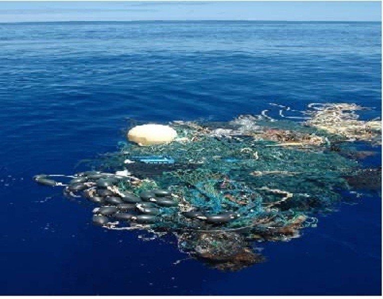В Черном море нашли мусорные острова, а в пробах морской воды - ртуть, кофеин и парацетомол 