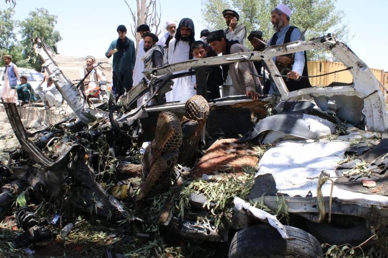 Во время теракта на востоке Афганистана погибли не менее 18 человек