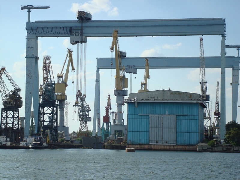 На николаевской верфи SMG начат ремонт двух судов «река— море»