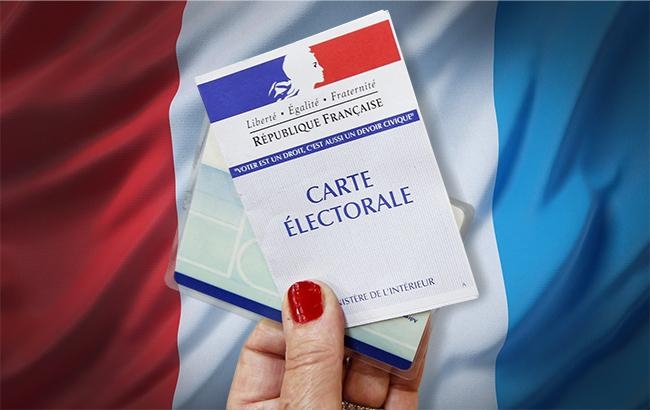 Во Франции начался первый тур парламентских выборов 