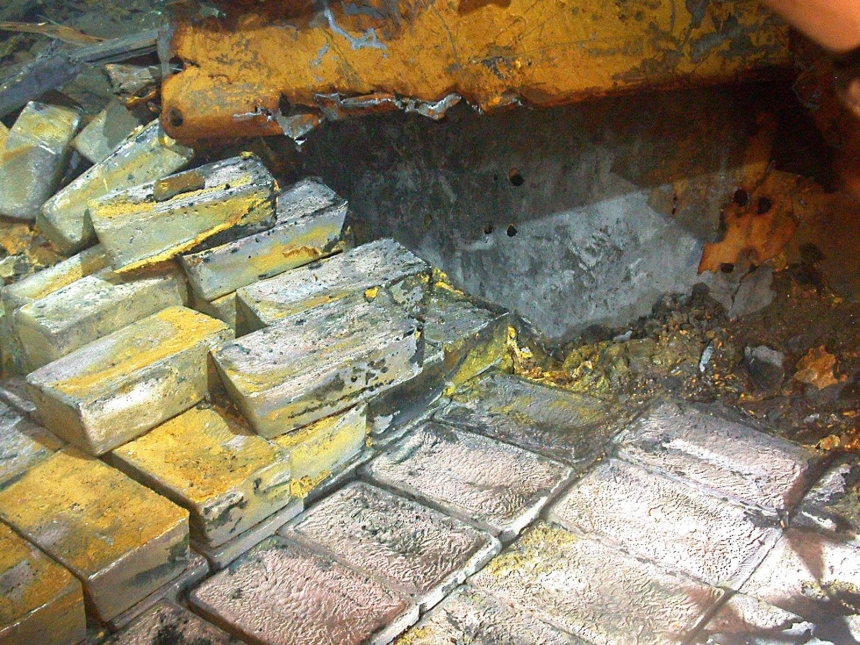 Британские водолазы обнаружили затонувший немецкий корабль с 4 тоннами золота