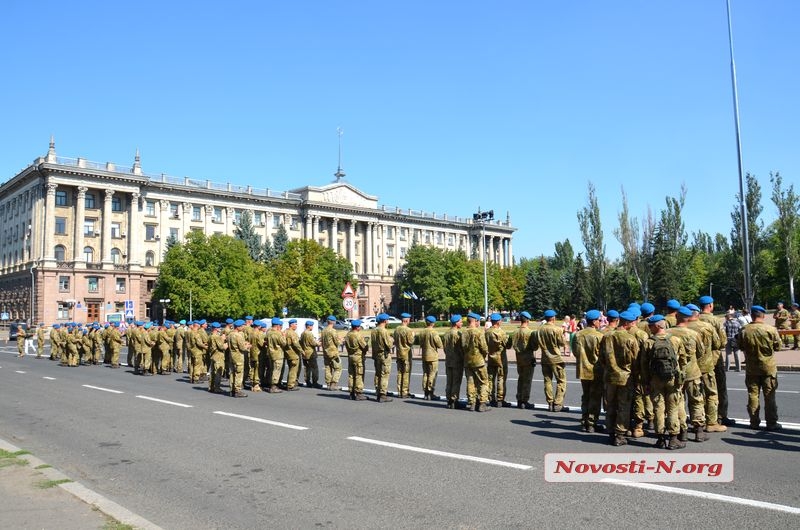 В Николаеве с размахом отмечают День ВДВ