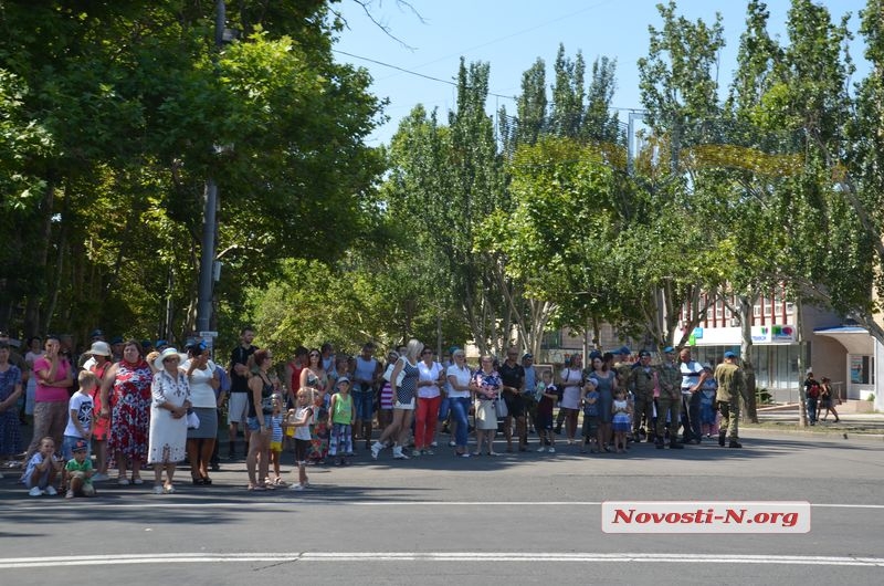 В Николаеве с размахом отмечают День ВДВ