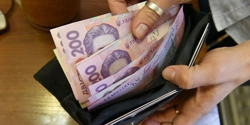 Розенко анонсировал увеличение "минималки" до 4000 гривен