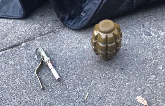 В Киеве задержали мужчину с гранатой, которую он привез из зоны АТО