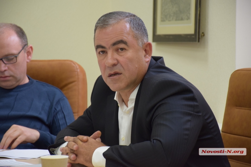 Горсовет Николаева проголосовал за отставку главы города Сенкевича