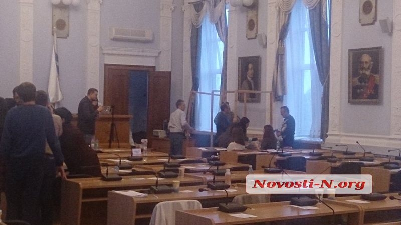 В Николаевском горсовете готовятся голосовать за отставку мэра Сенкевича