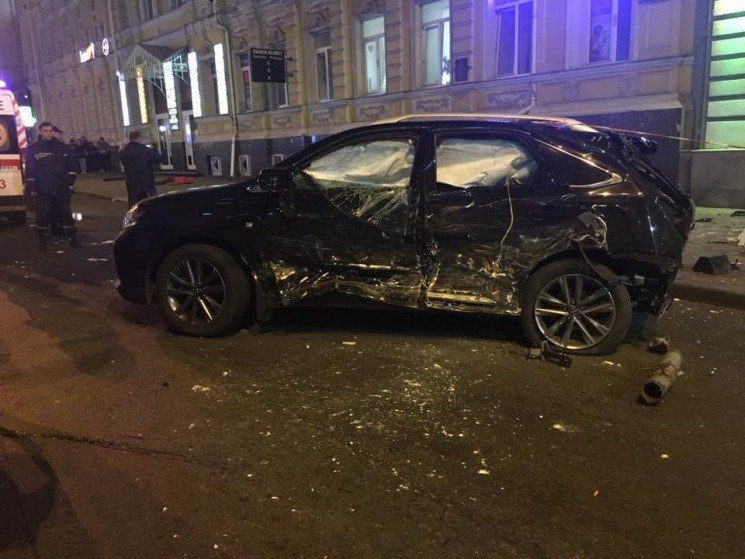 Девушке-водителю Lexus, устроившей жуткое ДТП в Харькове, объявили о подозрении