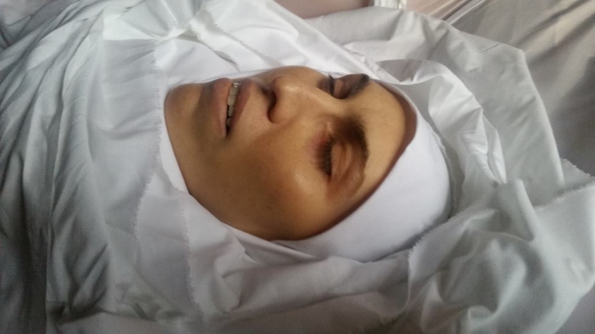 "Просьба ко всем молиться за Амину": Осмаев опубликовал фото убитой жены 