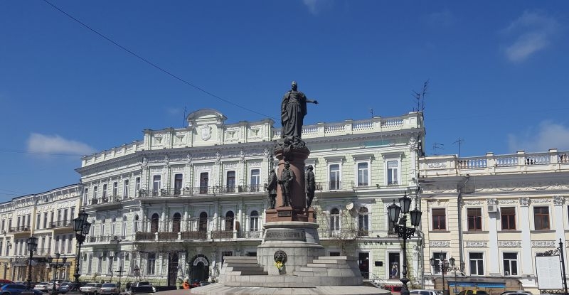 В Украинском институте нацпамяти инициируют демонтаж памятника Екатерине II в Одессе