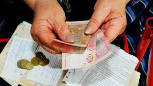 Украина возобновила выплату пенсий в двух взятых под контроль поселках Донбасса