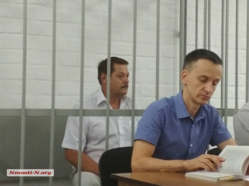 За взятку и избиение депутата главу Новоодесского райсовета Ипатенко отправили под суд