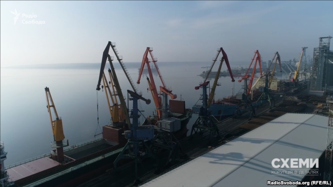 Кто зарабатывает в Николаевском морском порту: журналистское расследование
